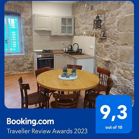 Holiday Home Pepe Banj エクステリア 写真
