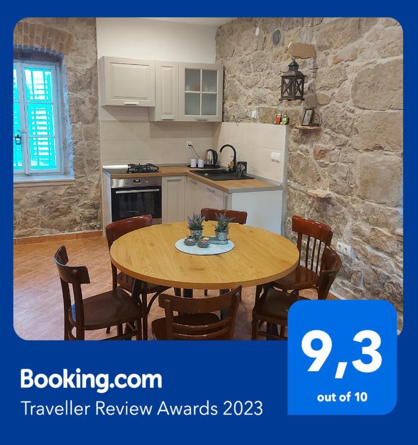 Holiday Home Pepe Banj エクステリア 写真